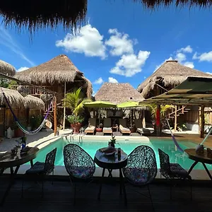 Hotel Jungla Y Estrellas, Cobá